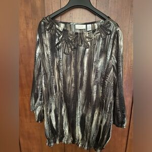 Chicos Leggings Top Size 1 (M)